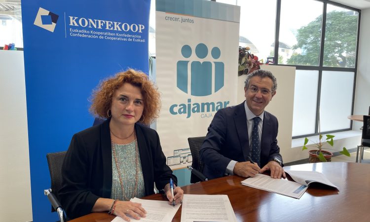 KONFEKOOP y Cajamar firman un convenio para el fomento cooperativo