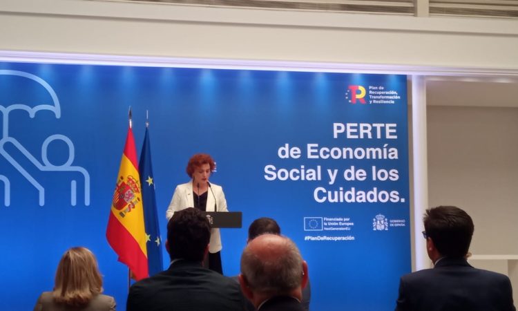 Rosa Lavín pide que las empresas cooperativas estén presentes en los espacios donde se determinan las políticas públicas como el empleo