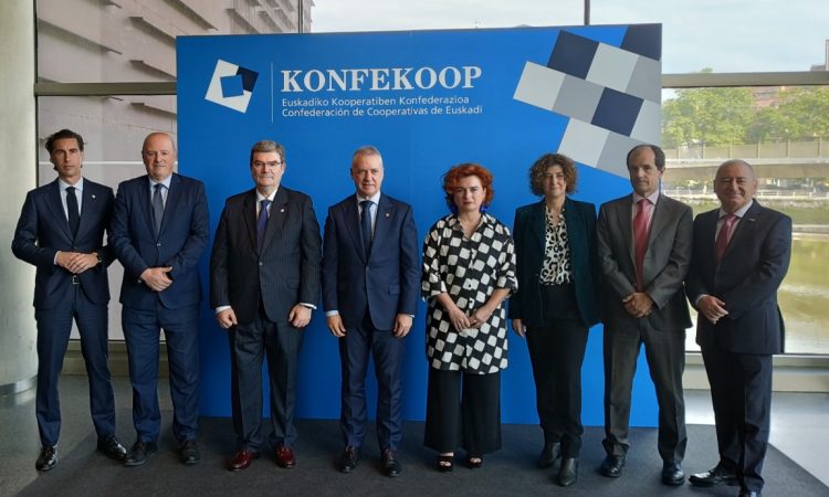 KONFEKOOP reivindica un régimen fiscal que fomente las empresas cooperativas y espera materializar en los próximos meses su participación en el Consejo de Administración de Lanbide